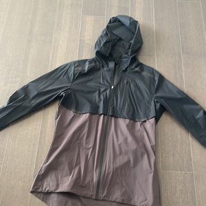 On Women's Running Jacket (Weather Jacket)